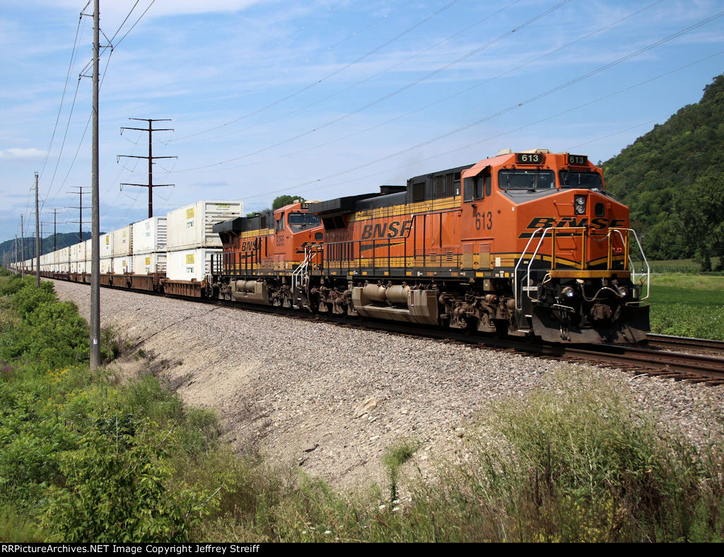 BNSF 613